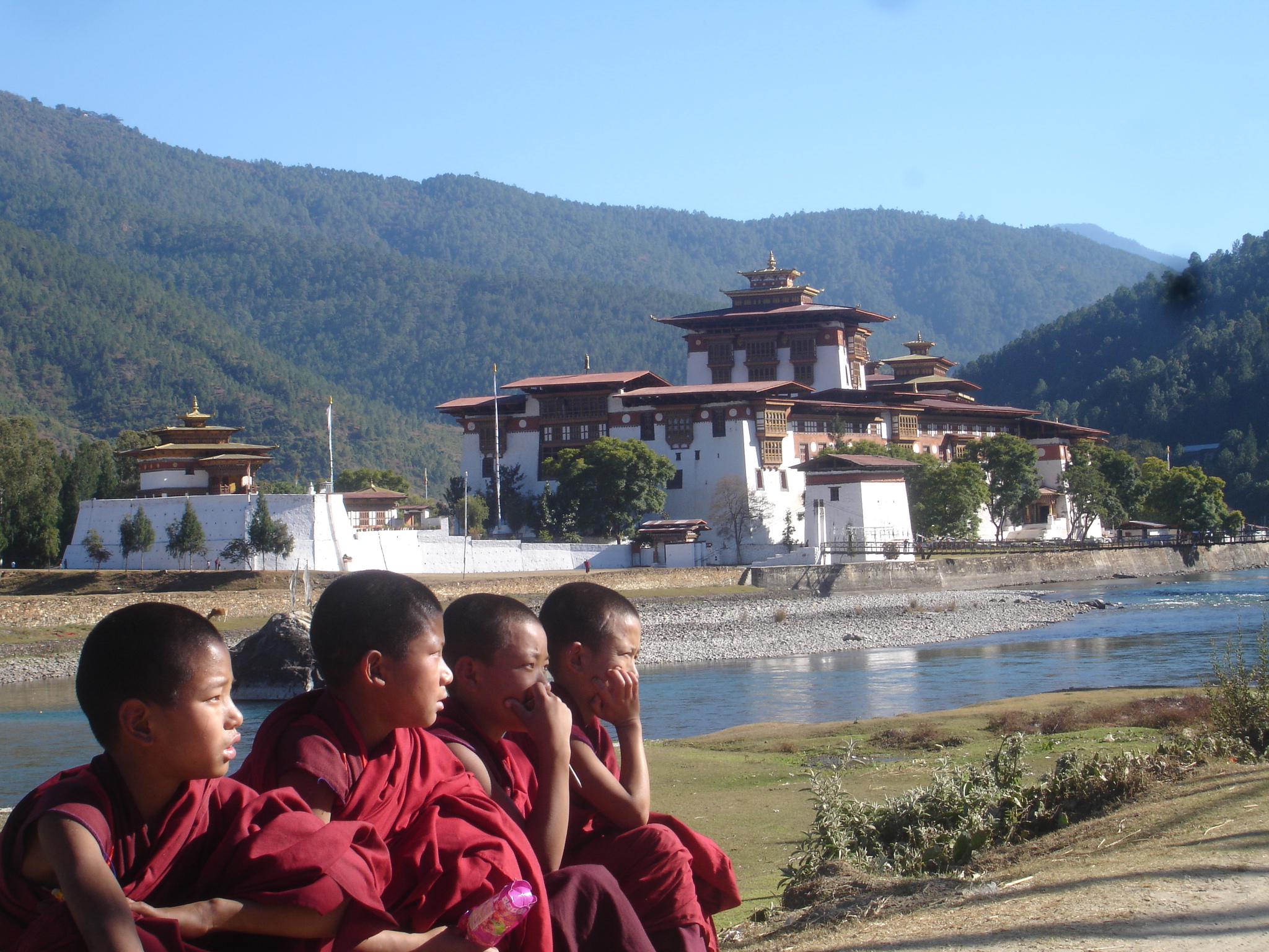 THIMPHU-PUNAKHA-PARO